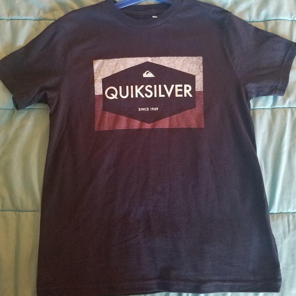QuickSilver little kid shirt NWOT